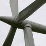 Wind turbine hub and blades